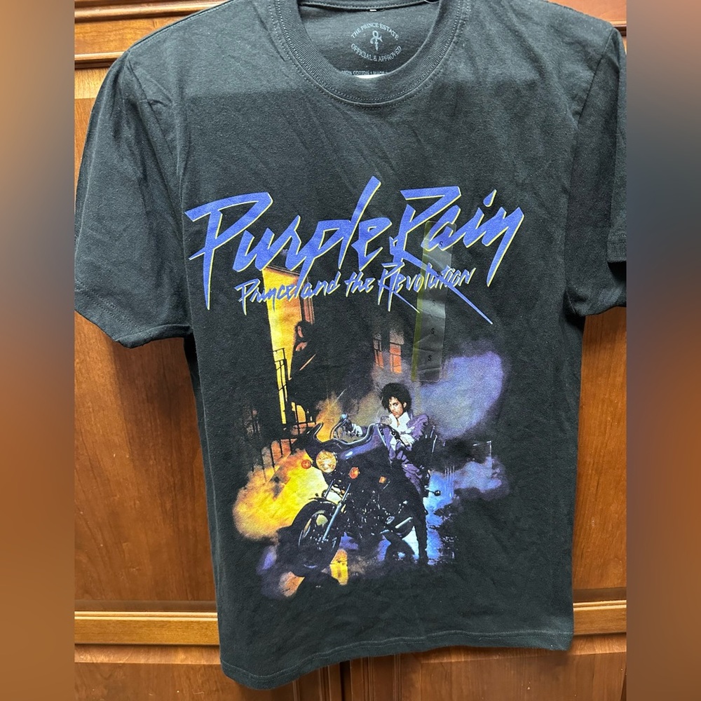Purple Rain Tour Band Graphic Tshirt - Picture 1 of 5